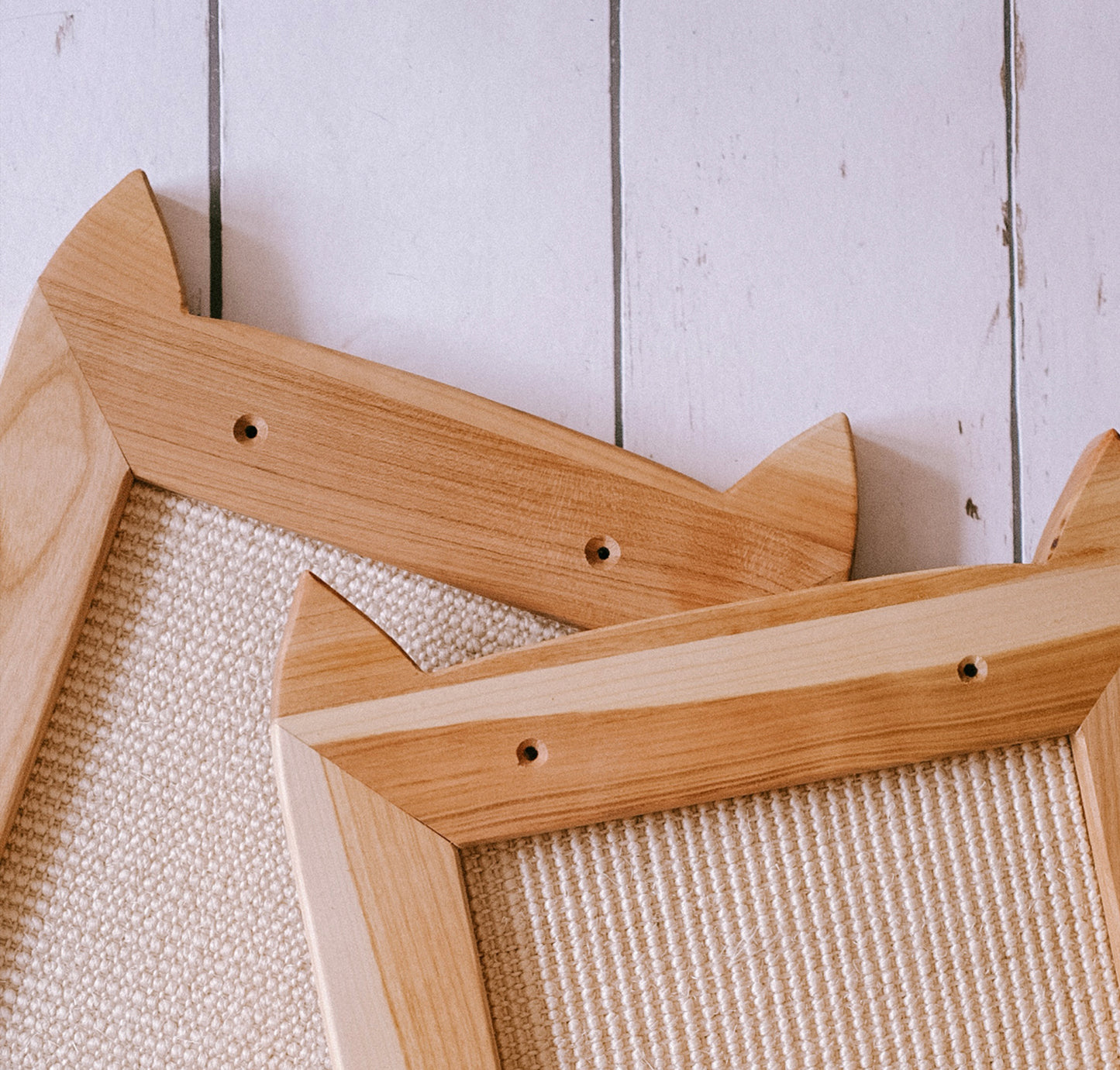 HANDMADE SCRATCHING BOARD